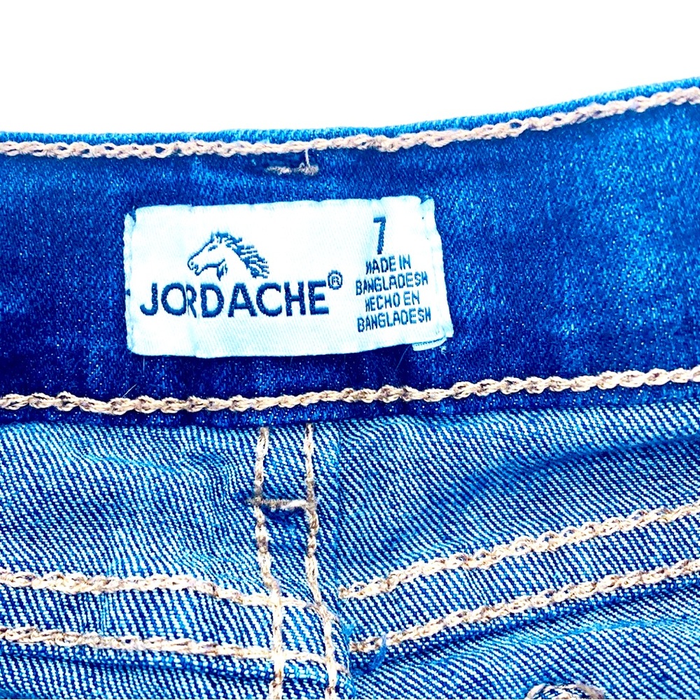Girl’s Jordache Sequined Jean Shorts - Picture 5 of 9